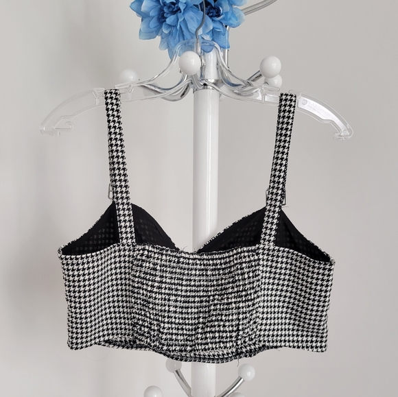 H&M // Houndstooth Crop Top - Picture 2 of 2